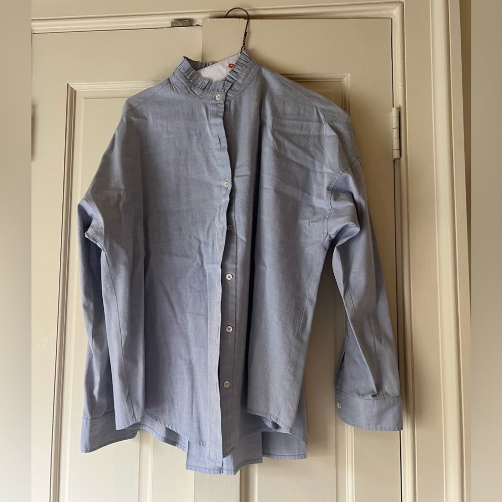 Intropia button down